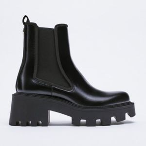 Zara New Black Chelsea Lug Sole Flat Ankle Boots, size 10, nwt